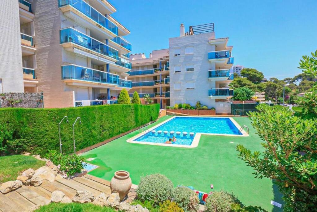 Apartamento En 萨洛 外观 照片
